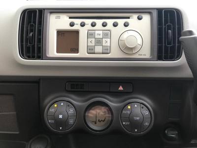 トヨタ パッソ 1.0 プラスハナ 2010年 写真6